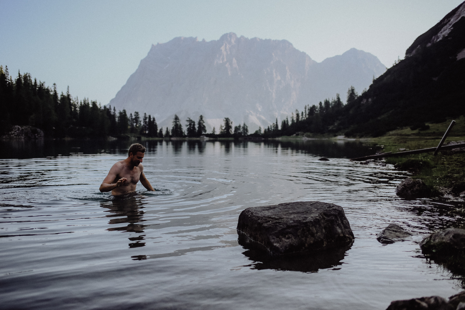Österreich Wandern Seebensee Coburger Hütte